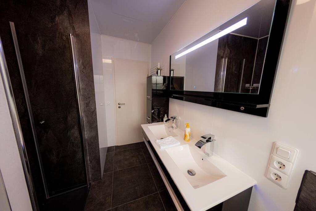 Wohnung Hirschhoehe Im Taunus Neu-Anspach エクステリア 写真